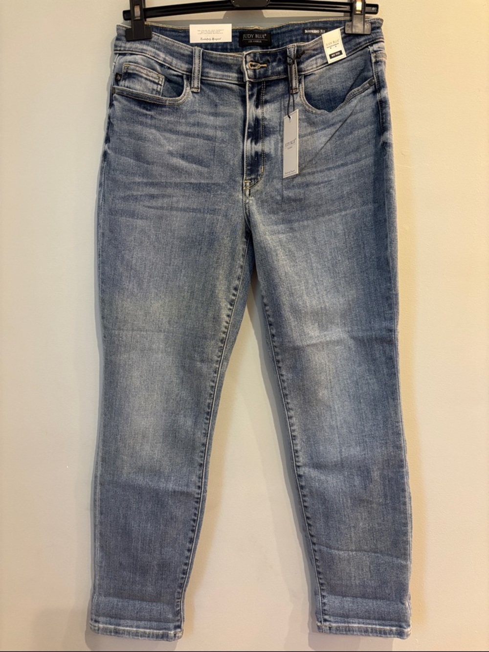 NWT Judy Blue The Bleach Boys Mid Rise Boyfriend Jeans 11/30